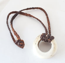 Load image into Gallery viewer, Antique shell slices Necklace Berber Morocco tribal jewelry,old shell slices,Moroccan jewelry,shell Necklace,Ethiopia Silver