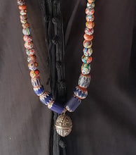 Load image into Gallery viewer, Antique Venetian Millefiori Chevron Agate Trade Beads: 1800s African Strand