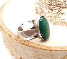 Load image into Gallery viewer, Antique Yemen Silver Ring: Tribal Wedding Jewelry, Size 7