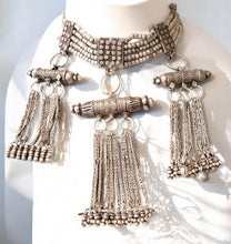 Load image into Gallery viewer, Antique Yemenite Silver Kirdan Necklace: Bedouin Islamic Jewelry