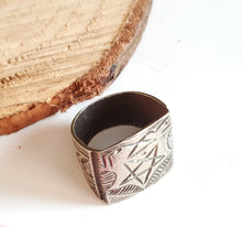 Load image into Gallery viewer, Moroccan antique Talismanic Berber Silver Ring size 8,tribal jewelry,Moroccan jewelry Hand Crafted ,Silver,Ethnic Jewelry,Tribal Jewelry
