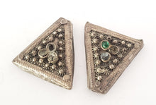 Load image into Gallery viewer, Beautiful vintage Pair of Silver Cones from Yemen circa 1910s,vintage Cones tribal jewelry,Jewish Silver, Yemen filigree, Badyhe Pendant,