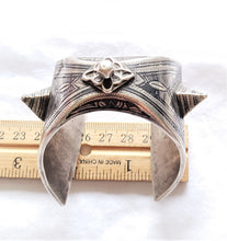 Load image into Gallery viewer, Antique SILVER Enamel Moroccan Berber Ida ou Nadif BRACELET,ethnic tribal,tribal bracelets,Moroccan jewelry,ethnic jewelry,Tuareg bracelets