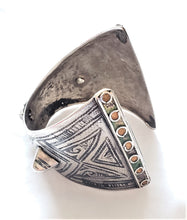 Load image into Gallery viewer, Antique SILVER Enamel Moroccan Berber Ida ou Nadif BRACELET,ethnic tribal,tribal bracelets,Moroccan jewelry,ethnic jewelry,Tuareg bracelets