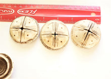 Load image into Gallery viewer, Old carved shell 1 XLarge Hair adornment/trade beads Berber Mauritania ,Hand Crafted ,CONUS SHELL ,Ethnic Jewelry,Tribal Jewelry