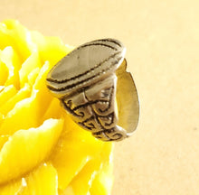 Load image into Gallery viewer, antique Tuareg elevated engraved table silver ring size 10, Tuareg jewelry, Sahara ring, Moroccan silver, tribal jewelry, Tuareg silver
