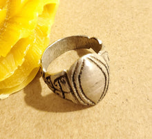 Load image into Gallery viewer, antique Tuareg elevated engraved table silver ring size 10, Tuareg jewelry, Sahara ring, Moroccan silver, tribal jewelry, Tuareg silver
