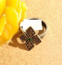 Load image into Gallery viewer, antique Tuareg elevated engraved table silver ring size 7 ,Tuareg jewelry, Sahara ring, Moroccan silver, tribal jewelry, Tuareg silver
