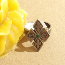 Load image into Gallery viewer, antique Tuareg elevated engraved table silver ring size 7 ,Tuareg jewelry, Sahara ring, Moroccan silver, tribal jewelry, Tuareg silver
