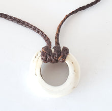 Load image into Gallery viewer, Antique shell slices Necklace Berber Morocco tribal jewelry,old shell slices,Moroccan jewelry,shell Necklace,Ethiopia Silver
