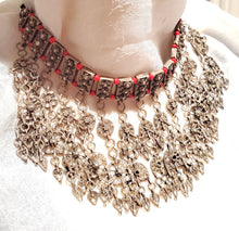 Load image into Gallery viewer, Antique Yemen Bawsani coral Silver granulated Dangled Beads Necklace circa 1910s

