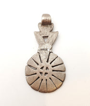 Load image into Gallery viewer, Unique Ethiopian Christian Old 925 silver pendant, Christian Pendant, Ethnic Tribal,Handmade,Ethiopian Jewelry
