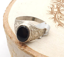 Load image into Gallery viewer, Antique Yemen Carnelian Silver Ring - Tribal Wedding Jewelry, Size 10
