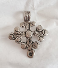 Load image into Gallery viewer, Vintage Ethiopian 925 Silver Cross Pendant: Handmade Tribal Jewelry
