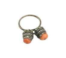 Load image into Gallery viewer, Antique Bawsani Yemen Silver Red Coral Ring - Size 7
