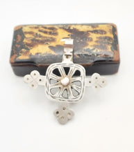 Load image into Gallery viewer, Ethiopian Christian 925 silver Coptic cross pendant ,silver cross, religious cross, Ethiopian Cross, Coptic Cross, ethiopian Silver
