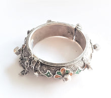 Load image into Gallery viewer, Antique Silver Moroccan Berber enamel Bracelet,ethnic tribal, tribal bracelets,Moroccan jewelry, ethnic jewelry, Tuareg bracelets
