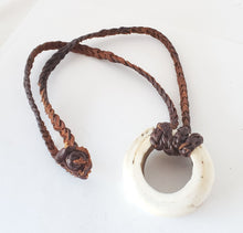 Load image into Gallery viewer, Antique shell slices Necklace Berber Morocco tribal jewelry,old shell slices,Moroccan jewelry,shell Necklace,Ethiopia Silver
