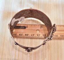 Load image into Gallery viewer, Antique Silver Moroccan Tiznit Berber filigree Bracelet, ethnic tribal, tribal bracelets,Moroccan jewelry,ethnic jewelry, filigree bracelets
