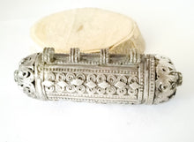 Load image into Gallery viewer, Antique Original Yemenite Jewish 'Hirz' Bawsani filigree silver pendant ,hallmarked Hirz', silver prayer Pendant,Yemen jewelry
