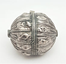 Load image into Gallery viewer, Old silver hallmarked beads from Yemen circa 1910s,Hand Crafted Silver,Ethnic Jewelry,Tribal Jewelry,
