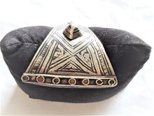 Load image into Gallery viewer, Antique SILVER Enamel Moroccan Berber Ida ou Nadif BRACELET,ethnic tribal,tribal bracelets,Moroccan jewelry,ethnic jewelry,Tuareg bracelets
