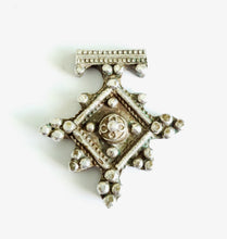 Load image into Gallery viewer, Moroccan Berber Old traditional silver cross pendant,Berber Talisman,Berber Jewelry,African Jewelry,Moroccan Jewelry,Berber Ethnic,
