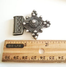 Load image into Gallery viewer, Moroccan Berber Old traditional 925 silver cross pendant,Berber Talisman,Berber Jewelry,African Jewelry,Moroccan Jewelry,Berber Ethnic,
