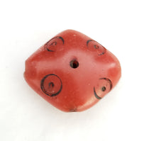 Load image into Gallery viewer, Antique Moroccan Simulated AMBER bead Phenolic resin Antiqued Amber Resin Beads, Ethnic Beads, Tribal Jewelry,Resin Beads, Amber Mala Beads,
