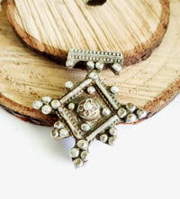 Load image into Gallery viewer, Moroccan Berber Old traditional silver cross pendant,Berber Talisman,Berber Jewelry,African Jewelry,Moroccan Jewelry,Berber Ethnic,
